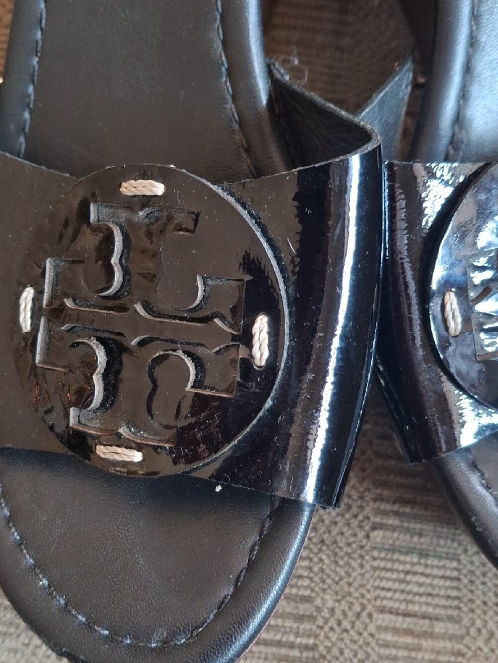 Tory Burch Wedge Sandles With Shoe Bag - Picture 3 of 10